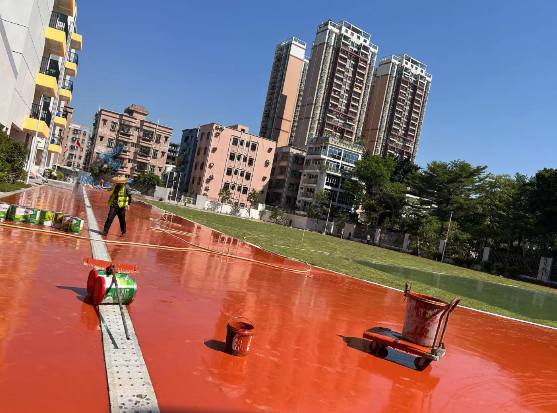 深圳市松崗小學(xué)運(yùn)動(dòng)場(chǎng)施工